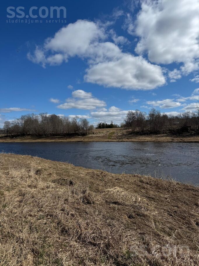 Ventas Lāči, Vēršmuiža, Kuldīga un raj., Skrundas l. t. — zeme