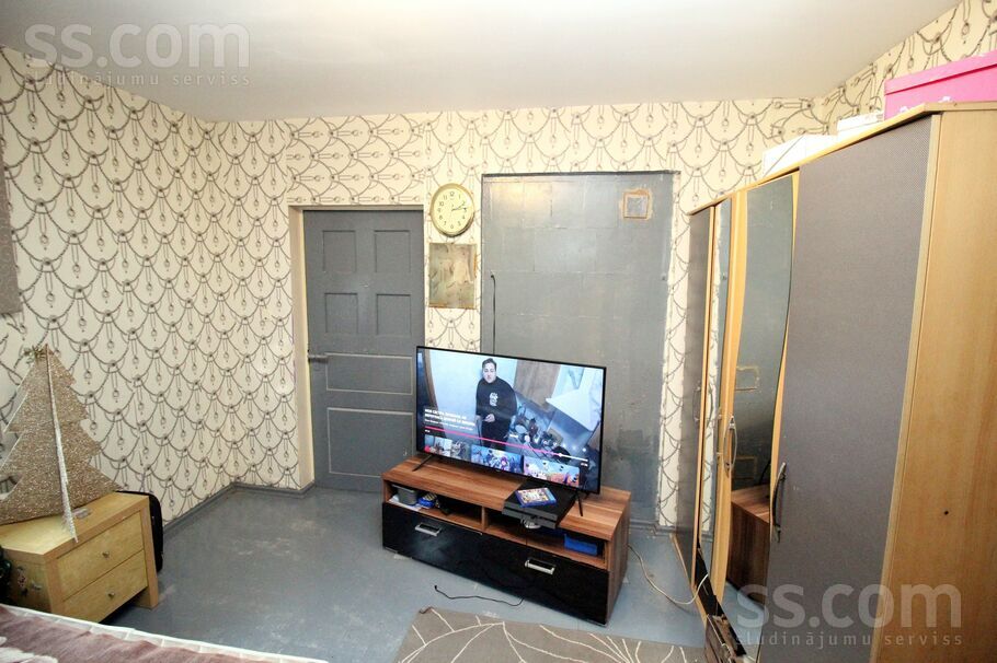 Mālu 3, Kuldīga un raj., Kuldīga — dzivoklis