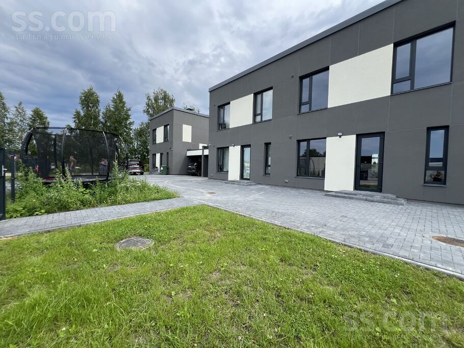 Petera 30, Mārupe, Rīgas rajons, Mārupes pag. — maja