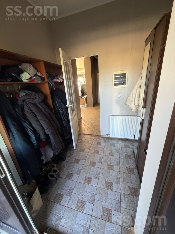 Zušu 7, Ogre un raj., Ikšķile — maja