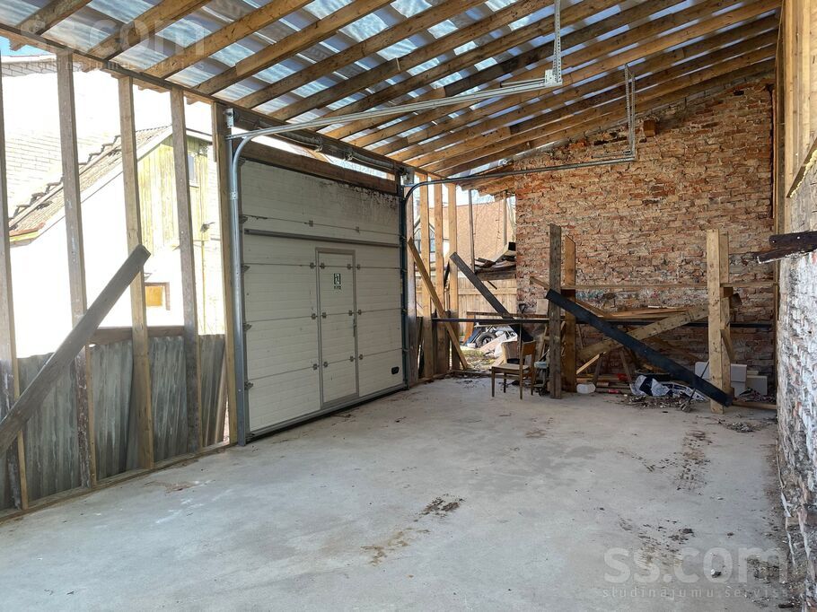 Puķu 22, Ventspils un raj., Ventspils — maja