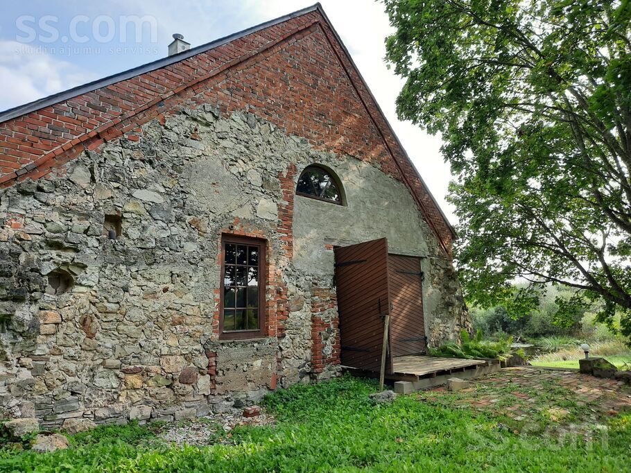 Dukāti, Zvārtava, Alūksne un raj., Gaujienas pag. — maja