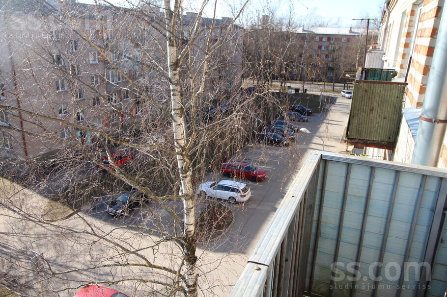 Zeļinska 13, Daugavpils un raj., Daugavpils — dzivoklis