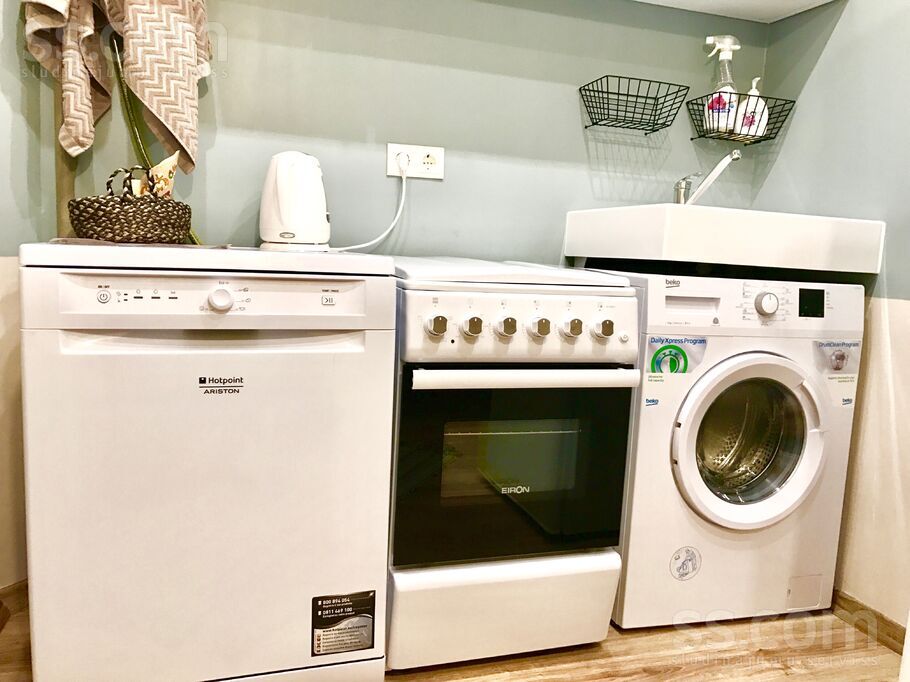 Dzelzavas 13, Rīga — dzivoklis