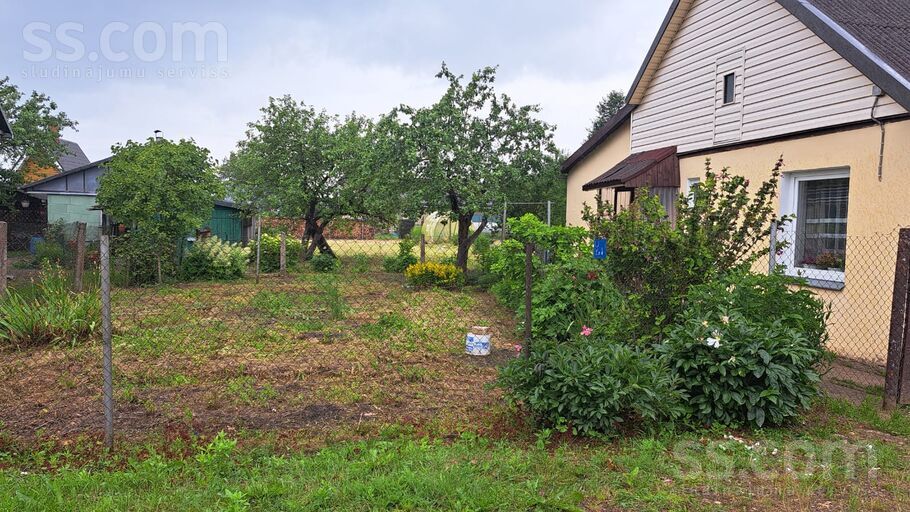 Ostrovska iela 4, Daugavpils un raj., Daugavpils — maja