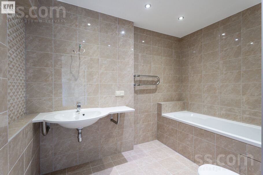 Katrīnas d. 27, Rīga — dzivoklis