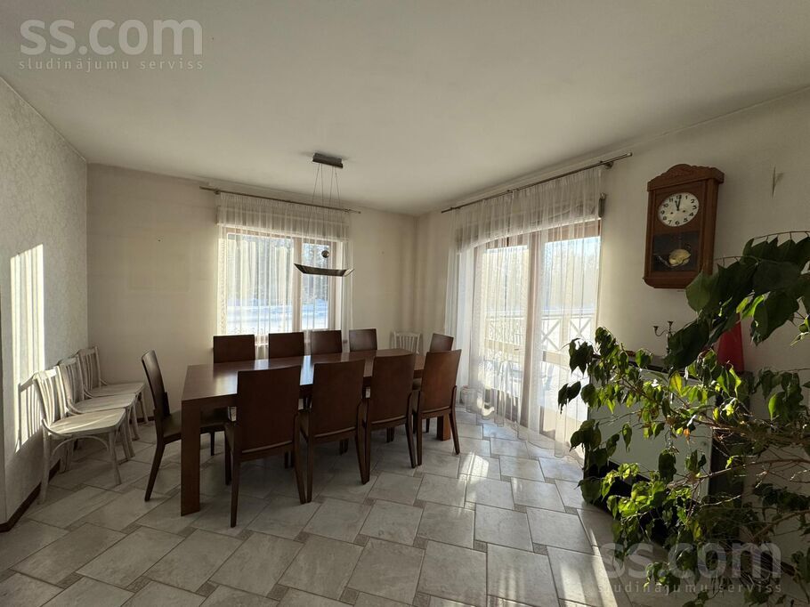 Atvari, Ģikši, Cēsis un raj., Amatas pag. — maja