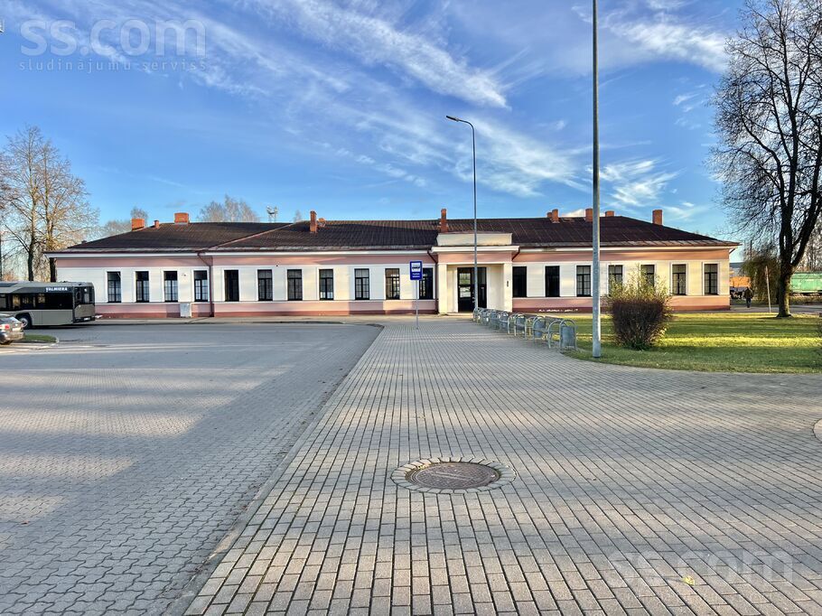 Stacijas iela 46, Valmiera un raj., Valmiera — zeme