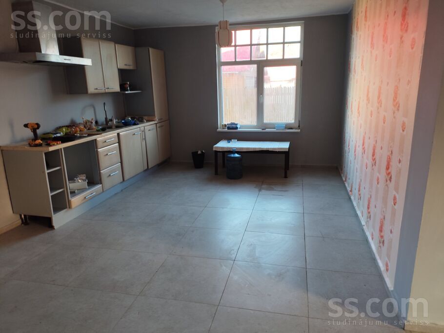 Vizbule 160, Jāņupe, Rīgas rajons, Olaines pag. — maja