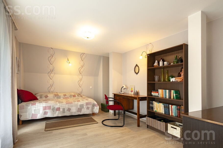 Ābeļu iela 6, Tušķi, Jelgava un raj., Līvbērzes pag. — maja