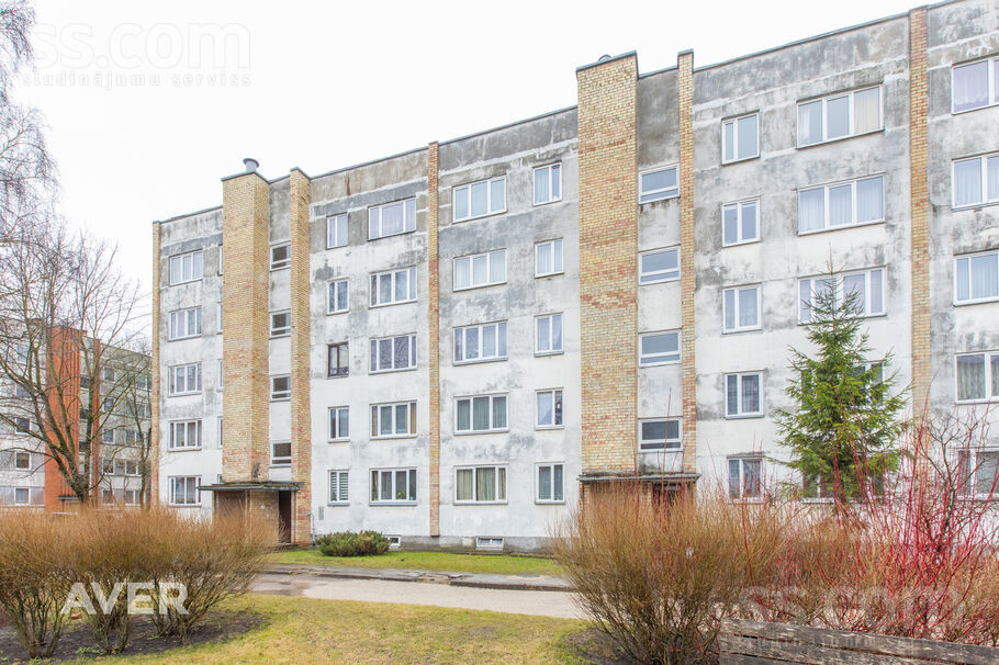 Asteru 12, Jelgava un raj., Jelgava — dzivoklis