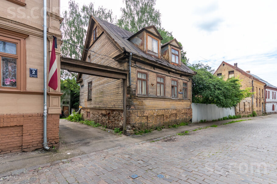 Latgales 99, Rīga — maja