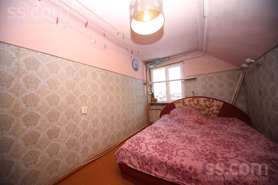Kameņu 1, Ventspils un raj., Ventspils — maja