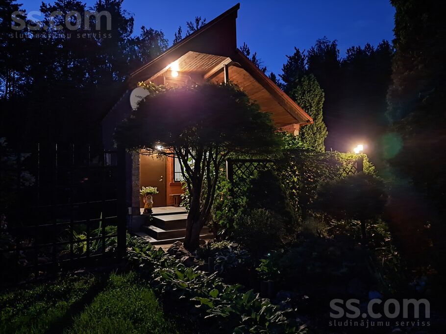 6 linia 5, Latgale, Daugavpils un raj., Līksnas pag. — maja