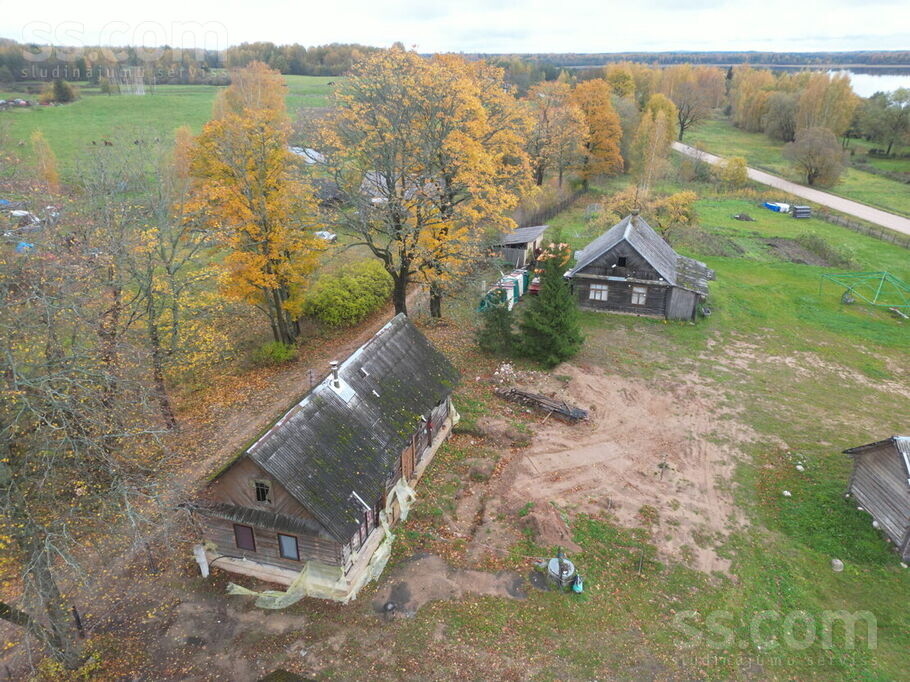 Biržkalna ezers, Kapiņi, Preiļi un raj., Aglonas pag. — zeme