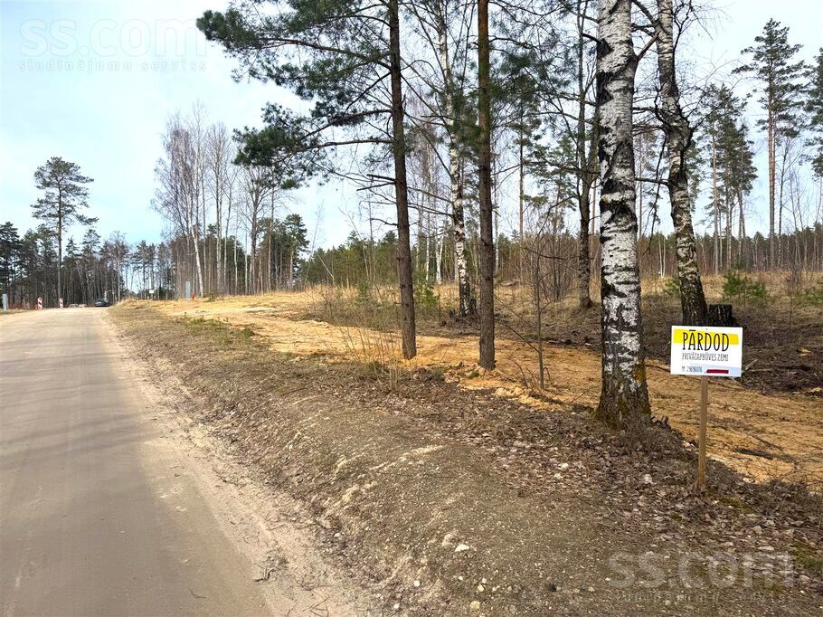 Smilškalnu 24, Divezeri, Rīgas rajons, Ādažu nov. — zeme