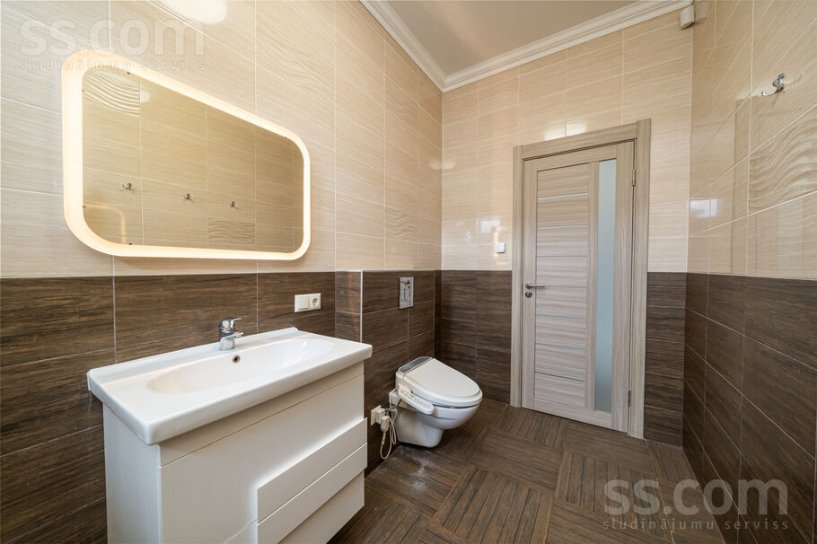 Silaputniņu iela, Mārupe, Rīgas rajons, Mārupes pag. — maja