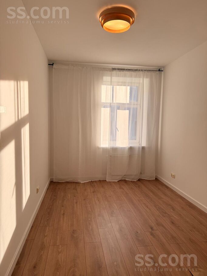 Bruņinieku 93, Rīga — dzivoklis