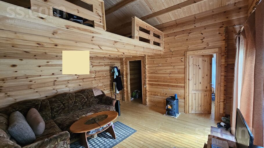 Mežvidi 36, Jelgava un raj., Jelgava — maja