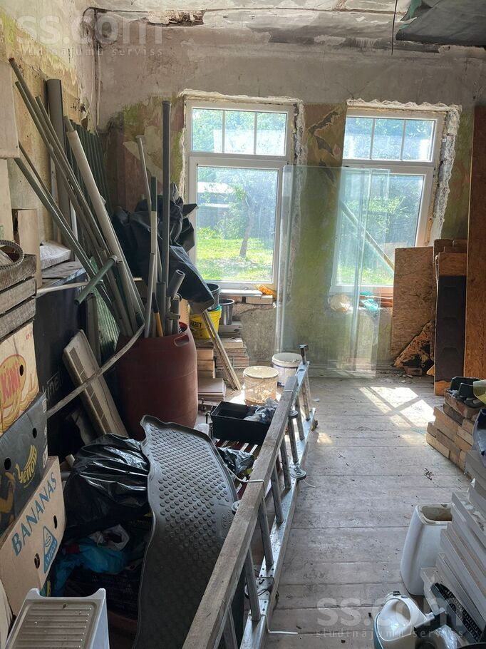 Vecāķu pr. 4, Rīga — maja