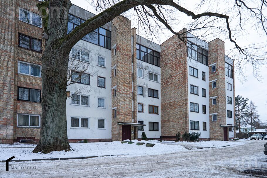 Dubultu prospekts 10, Jūrmala — dzivoklis