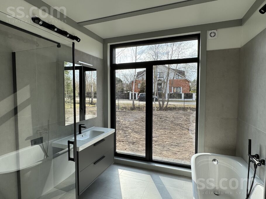 Matīsa iela 28, Ozolnieki, Jelgava un raj., Ozolnieku pag. — maja