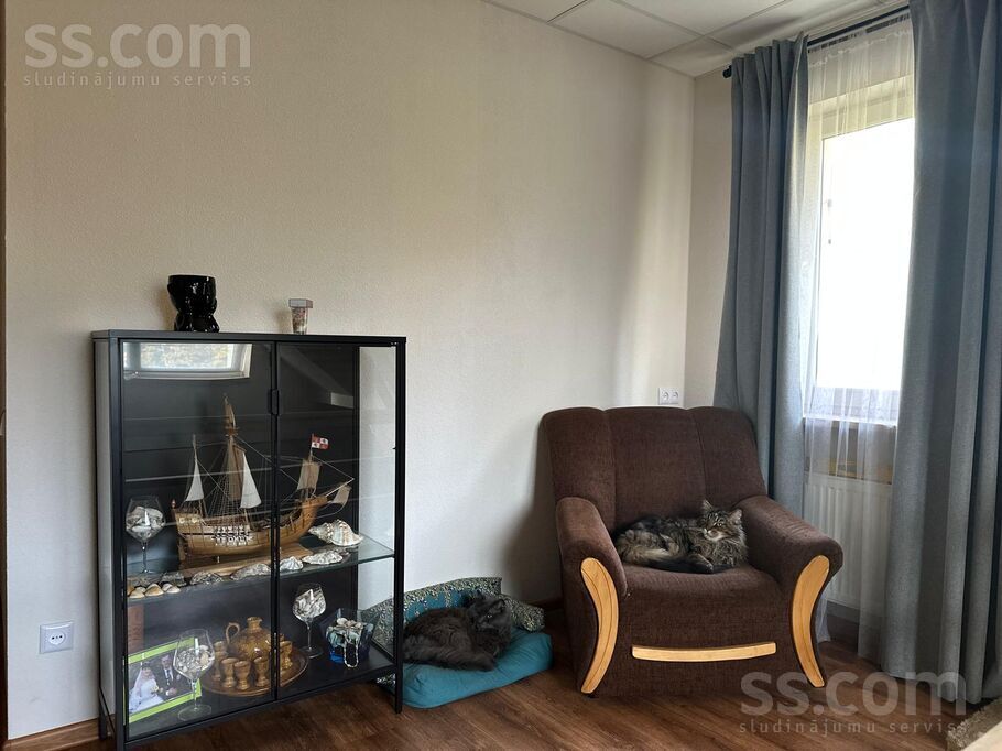 Krasta, Ogre un raj., Ogre — maja