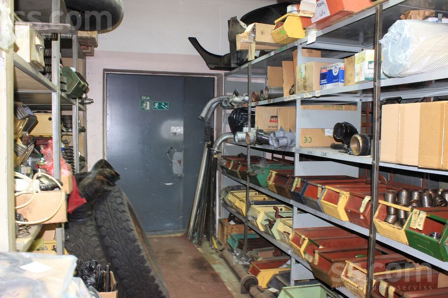 Ganību d. 17, Rīga, centrs — telpa