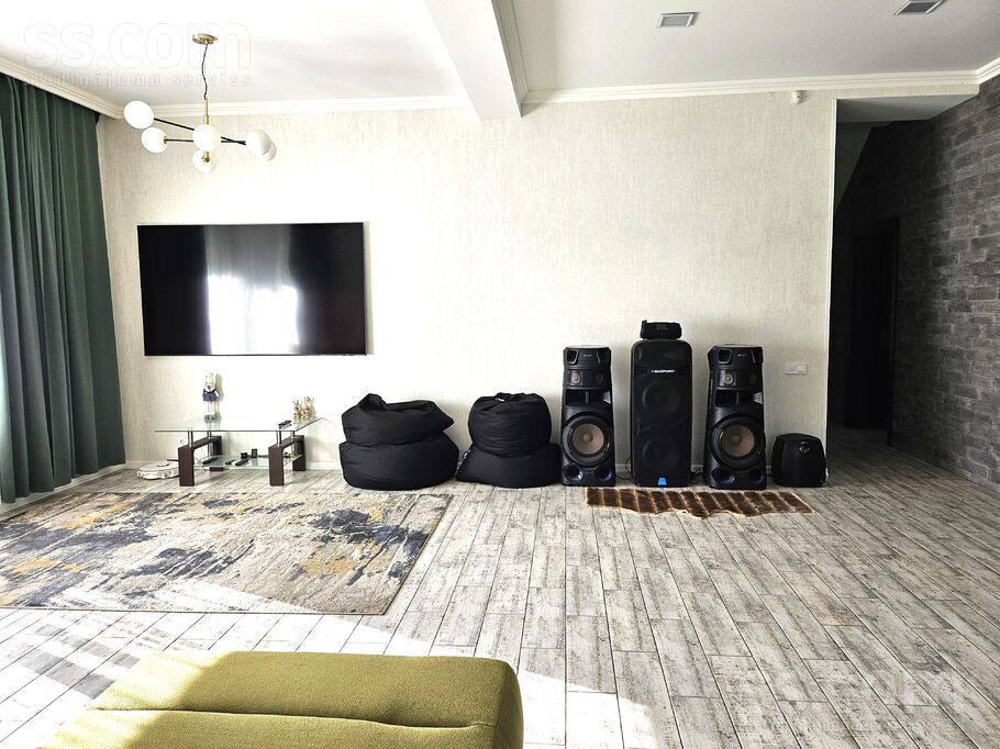 Audriņu iela 10, Pārolaine, Rīgas rajons, Olaines pag. — maja