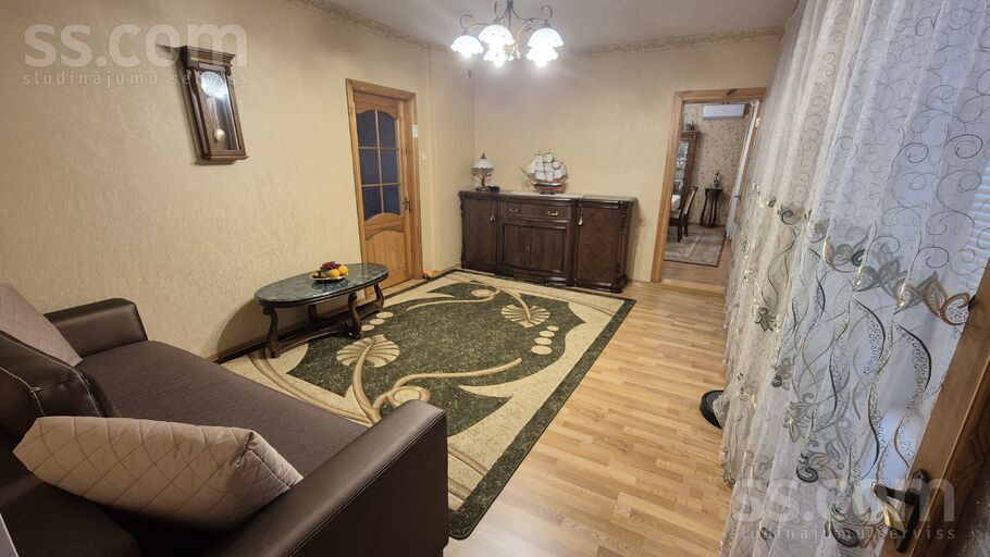 Alberta iela 8, Daugavpils un raj., Daugavpils — maja