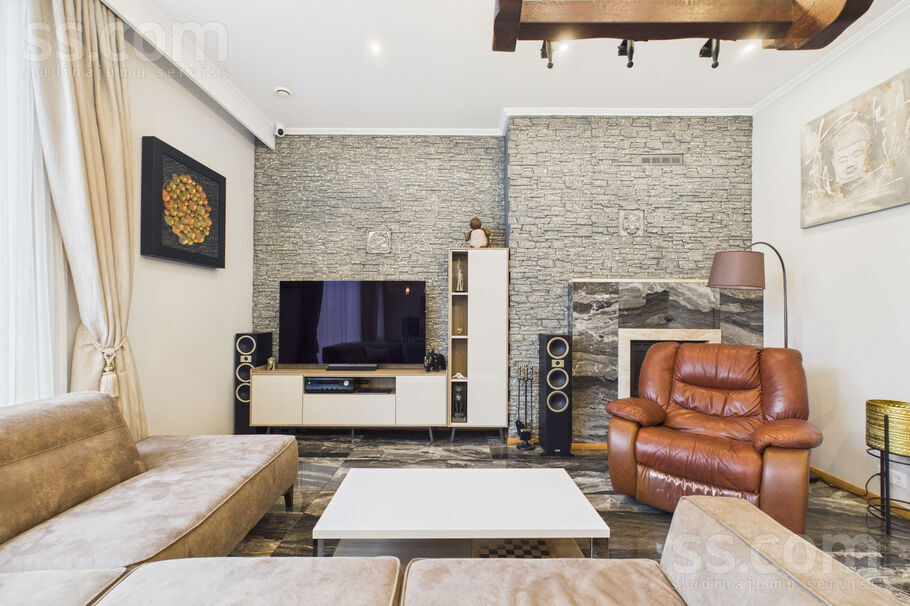 Budeskalnu 51, Rīgas rajons, Salaspils — maja