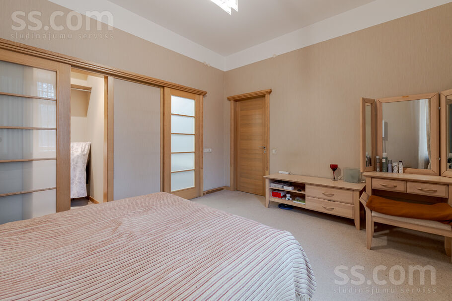 Ausekļa 11, Rīga — dzivoklis