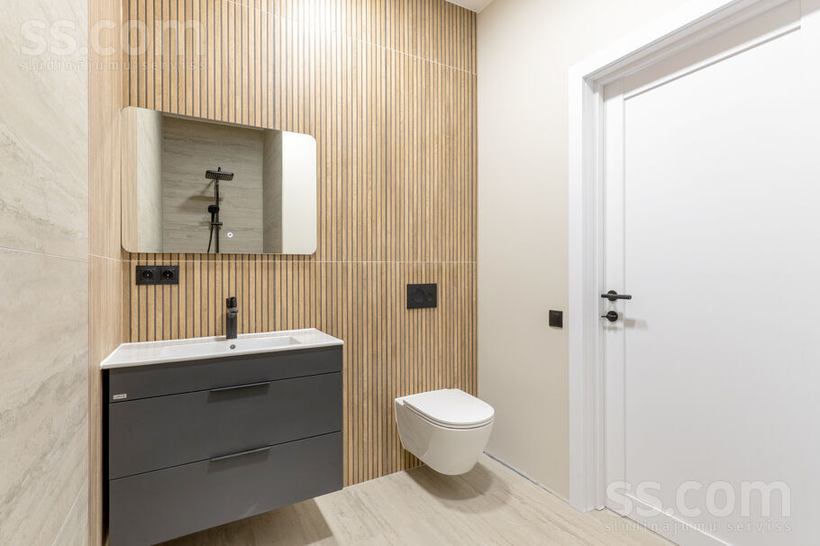 Dzintaru 4, Berģi, Rīgas rajons, Garkalnes nov. — maja