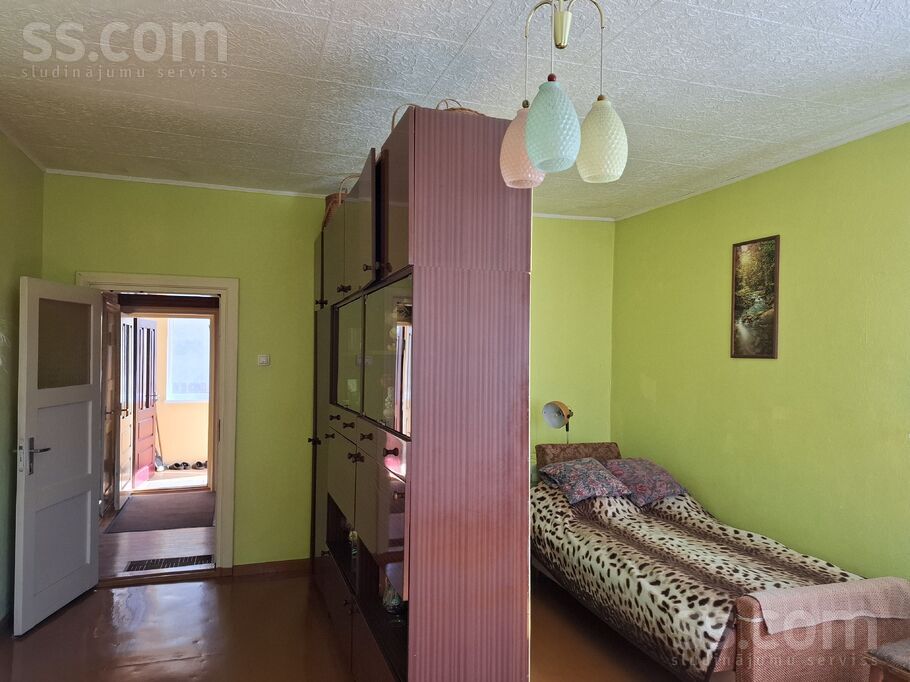 Šķūņu, Valmiera un raj., Valmiera — maja