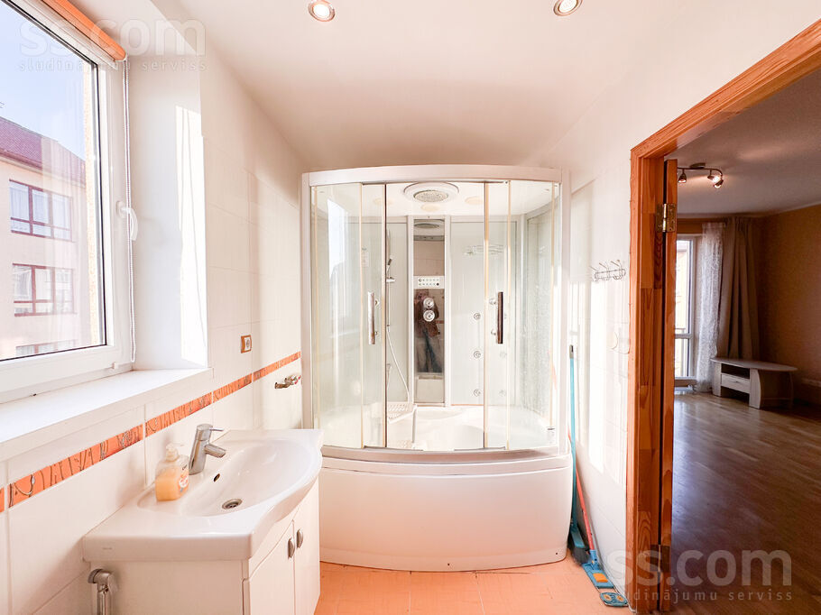 Mazā Zemturu iela 9, Mārupe, Rīgas rajons, Mārupes pag. — dzivoklis