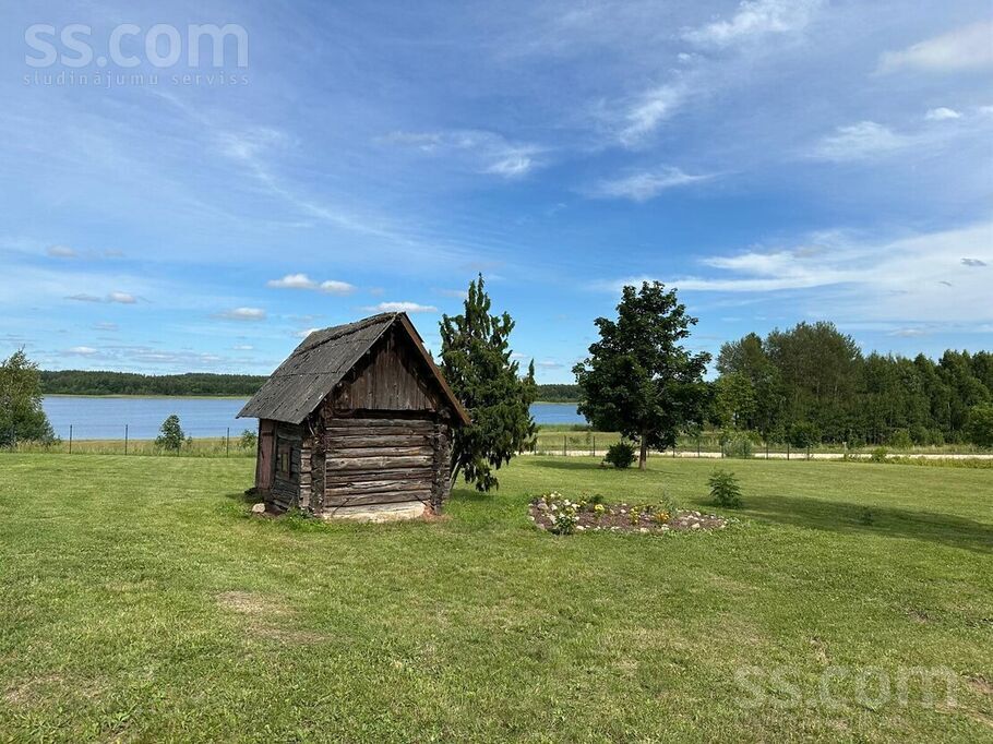 Biržkalna ezers, Kapiņi, Preiļi un raj., Aglonas pag. — zeme