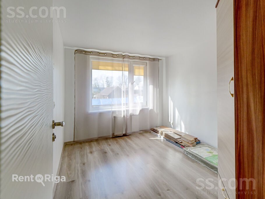 Leona Paegles iela 28, Jūrmala — dzivoklis