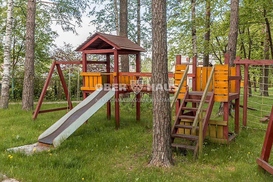 Zaļā iela 3, Jūrmala