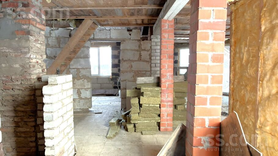 Lidlauka 8, Limbaži un raj., Aloja — maja