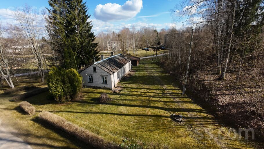 Ieviņās, Sēlija, Jēkabpils un raj., Sēlpils pag. — maja