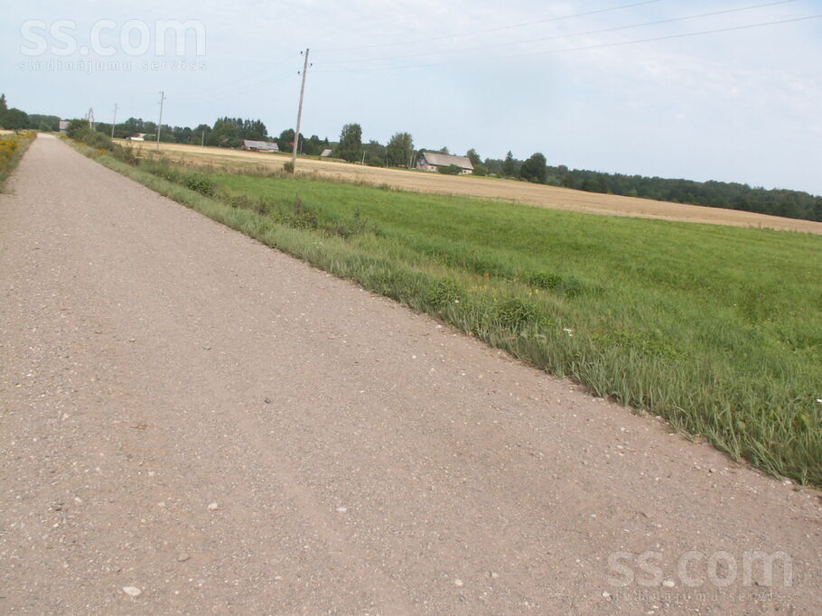 Nav, Lāde, Limbaži un raj., Limbažu pag. — zeme