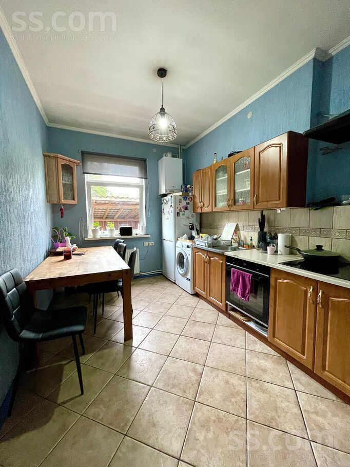 Vestienas 27, Rīga — maja