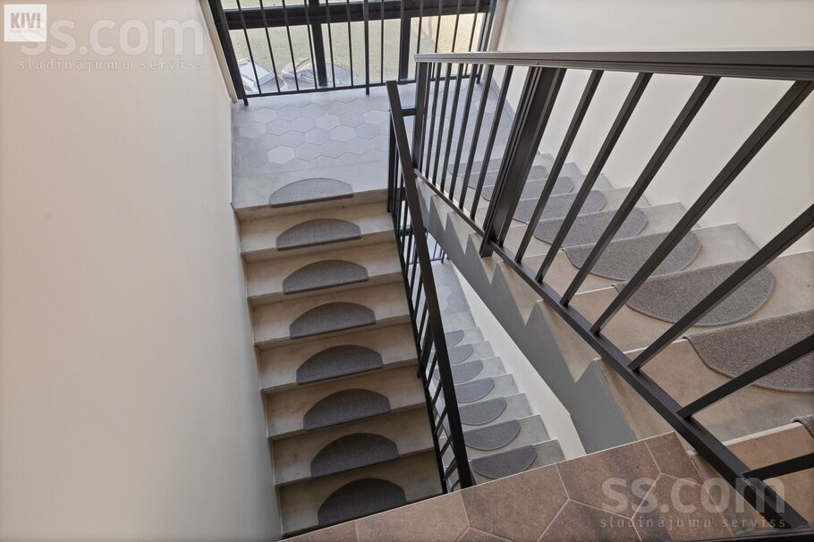 Mežmalas 10, Krustkalni, Rīgas rajons, Ķekavas pag. — dzivoklis