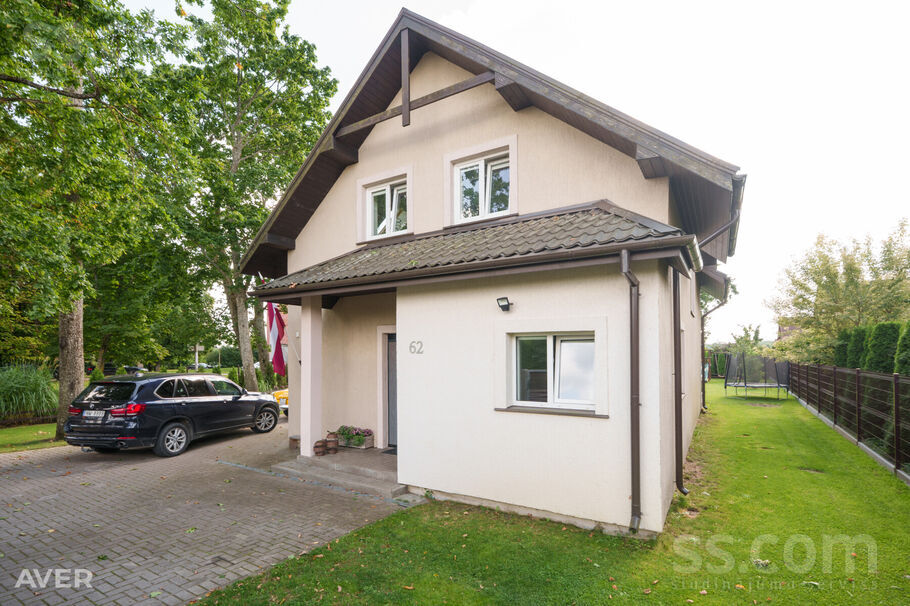 Ālandes 62, Liepāja un raj., Grobiņa — maja