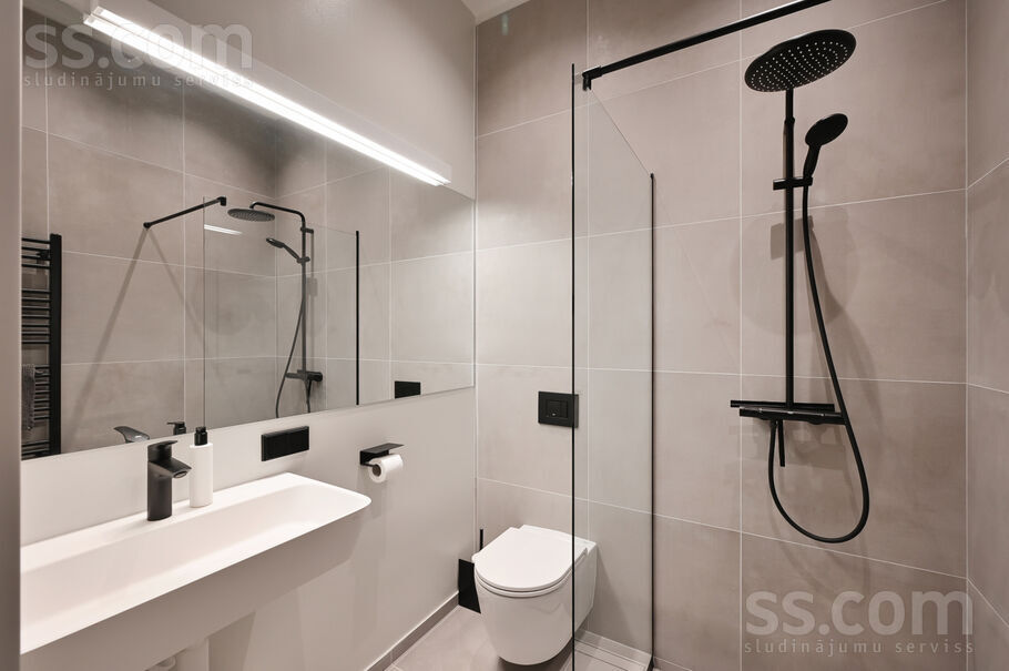 Ričarda 100, Baltezers, Rīgas rajons, Ādažu nov. — maja