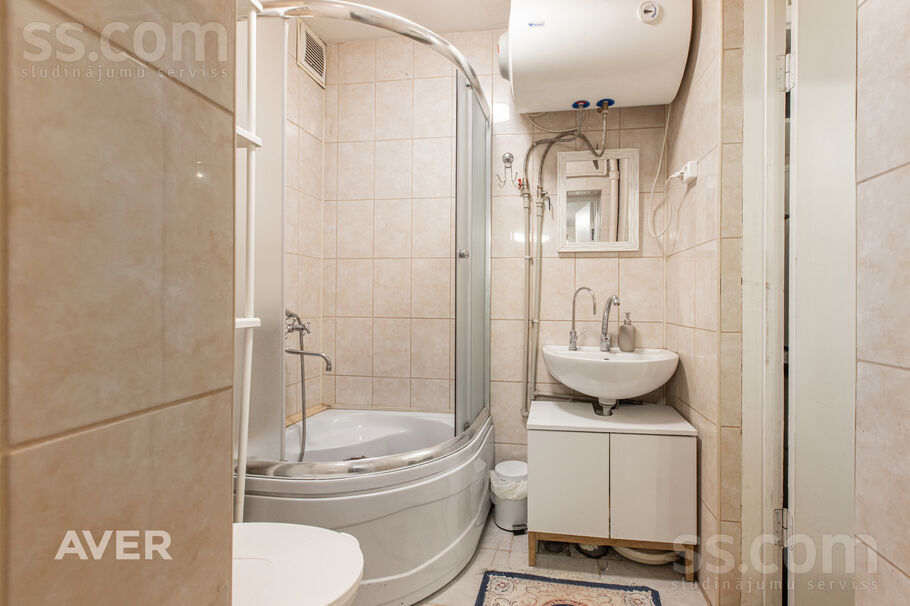 Krāsotāju 6, Rīga — birojs