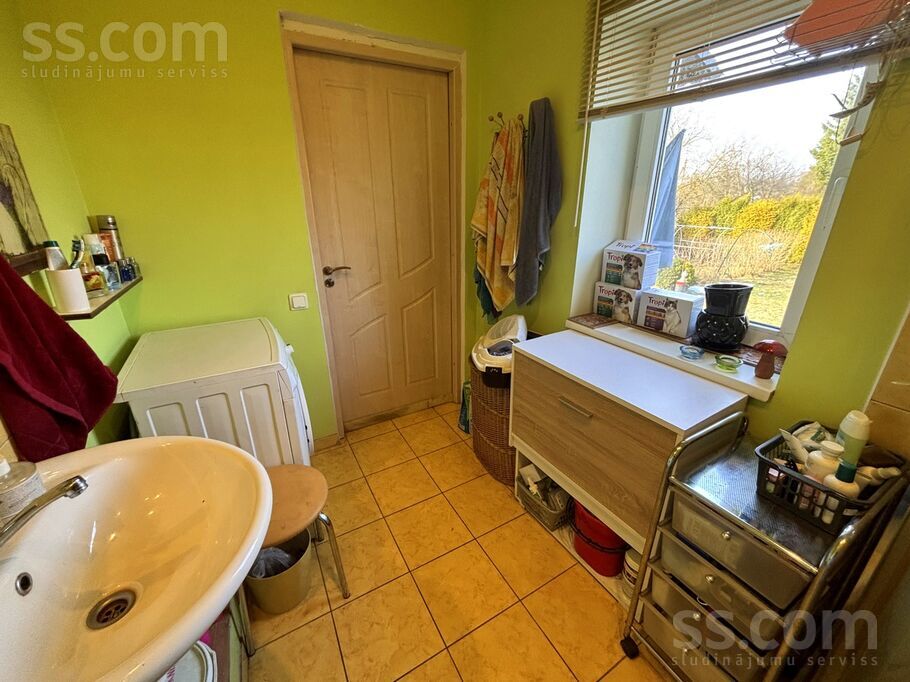 Upeņu 3, Jāņupe, Rīgas rajons, Olaines pag. — maja