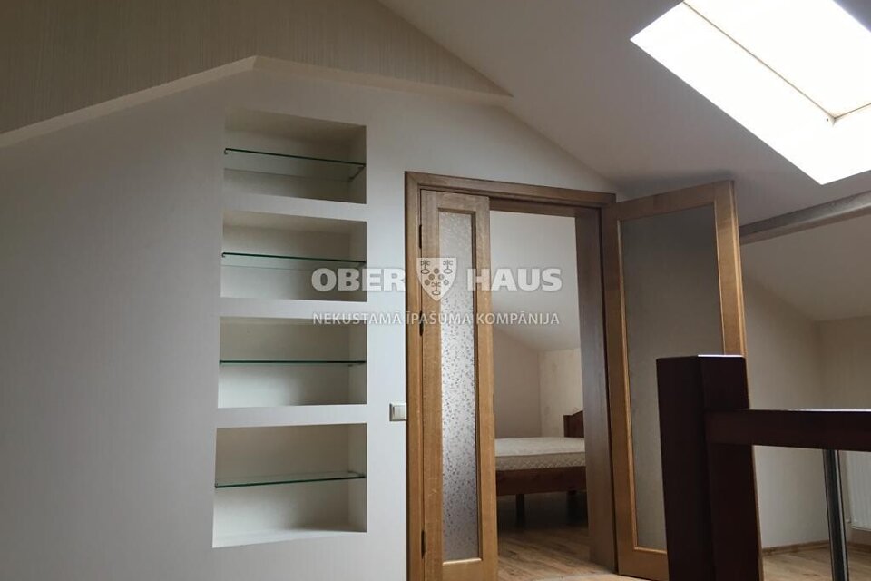 Zaļā iela 3, Jūrmala