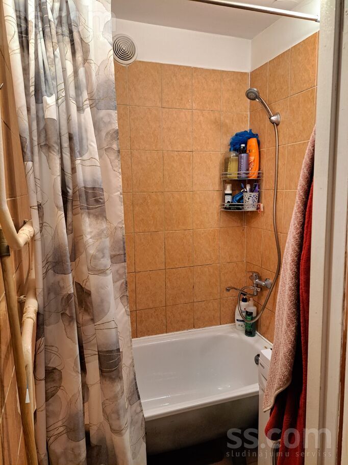 Stacijas 18, Limbaži un raj., Limbaži — dzivoklis