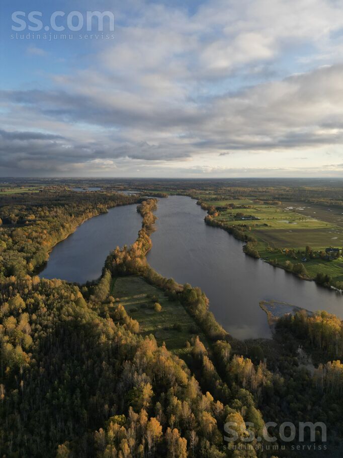 Nav, Lāde, Limbaži un raj., Limbažu pag. — zeme